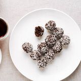 Date & Almond Energy Balls-1