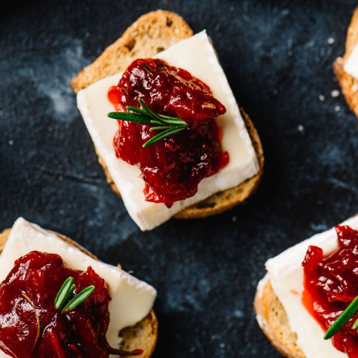 Cranberry Brie Toasts-1
