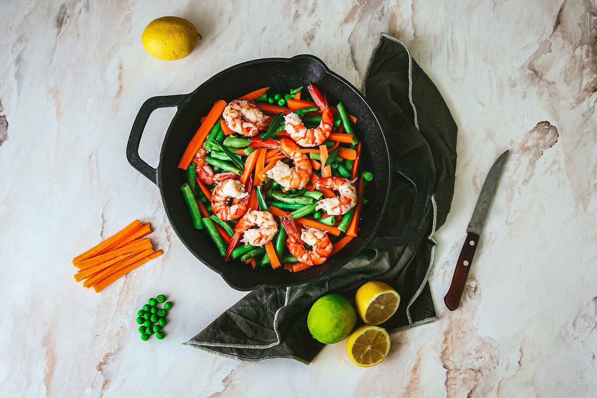 Steamed Tiger Prawns & Vegetable Salad-1
