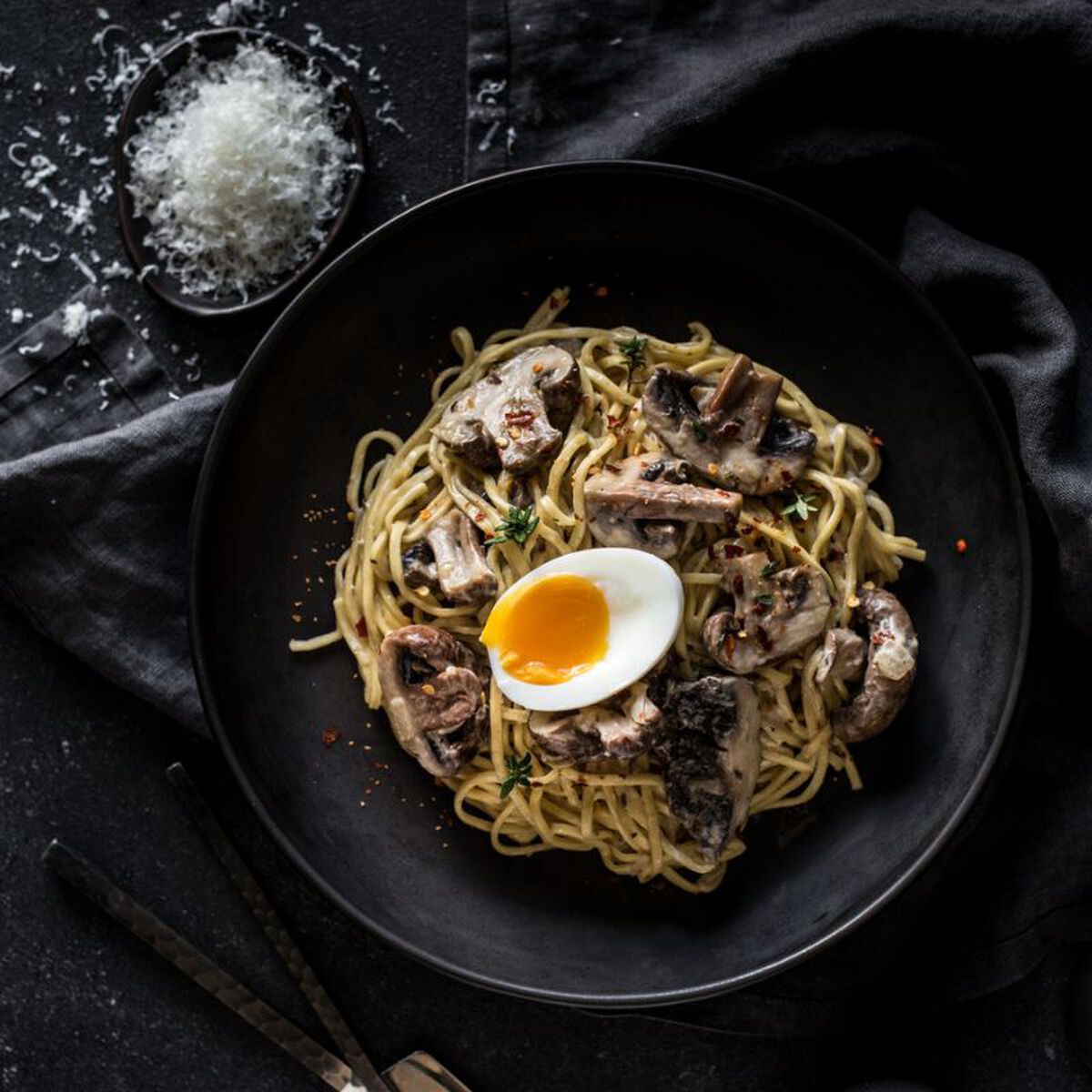 Portobello Mushroom Linguine With Steam-Baked Eggs-1