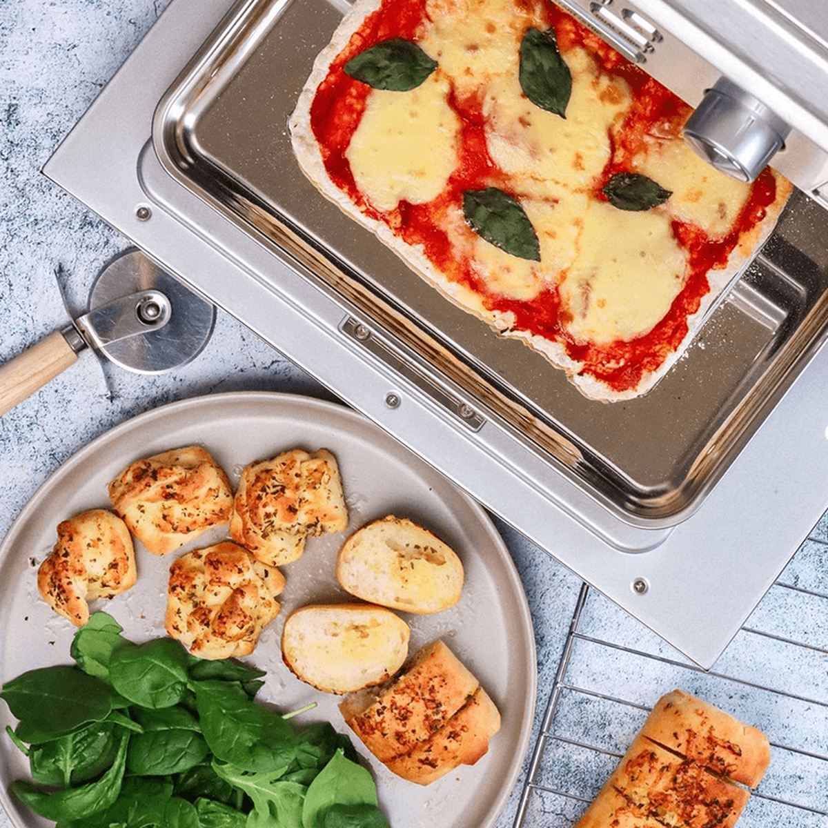 Gluten Free Pizza With Garlic Bread-1