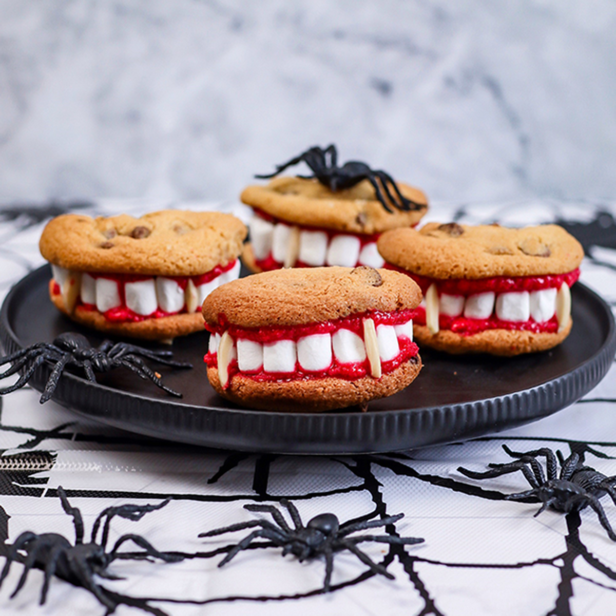 Dracula Halloween Inspired Cookies-1