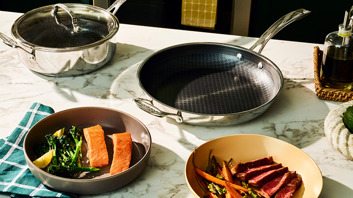 pans with food