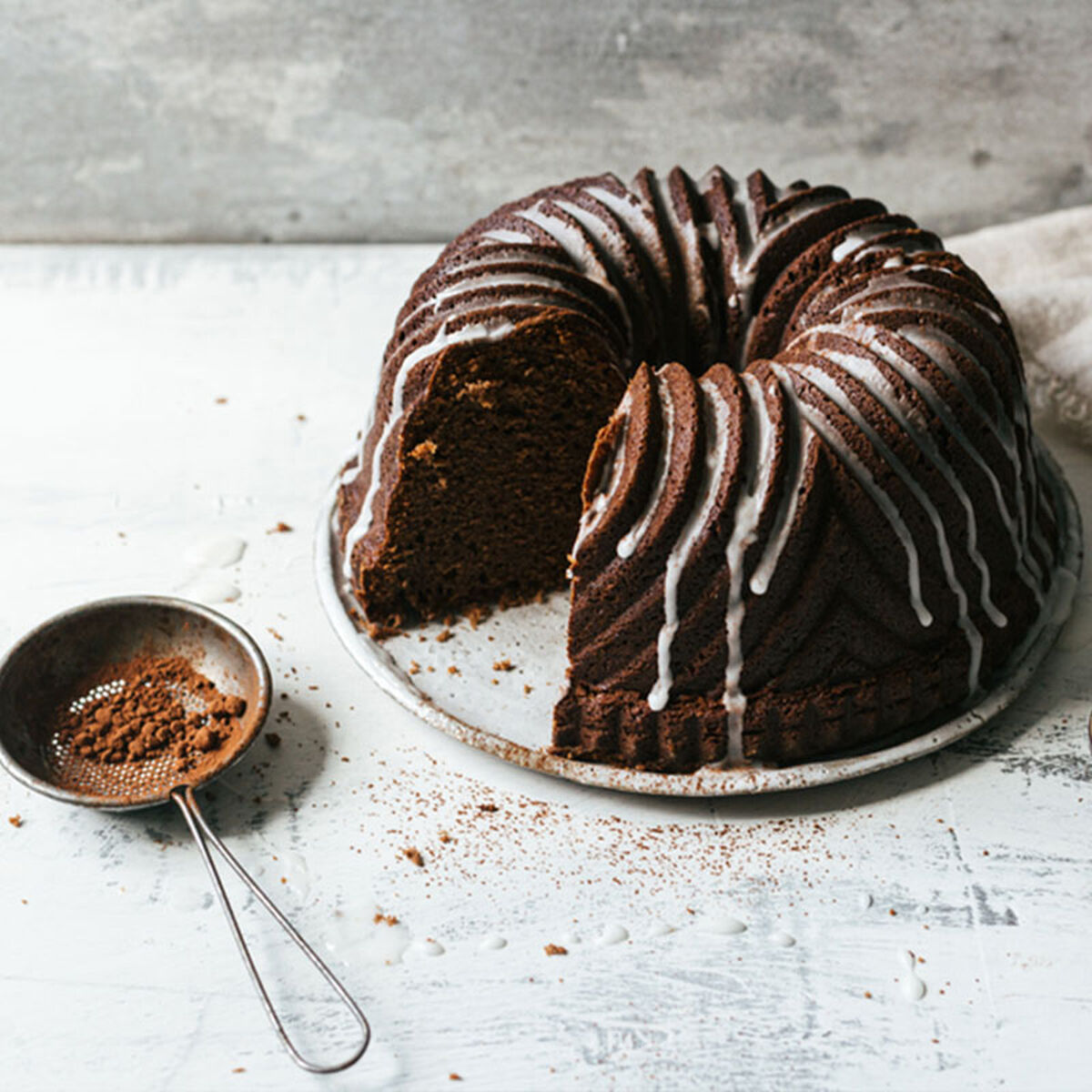 Chocolate Bundt Cake-1