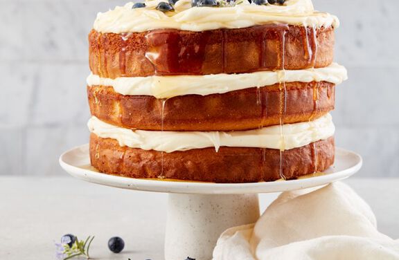 Vanilla Sponge Layered Cake
