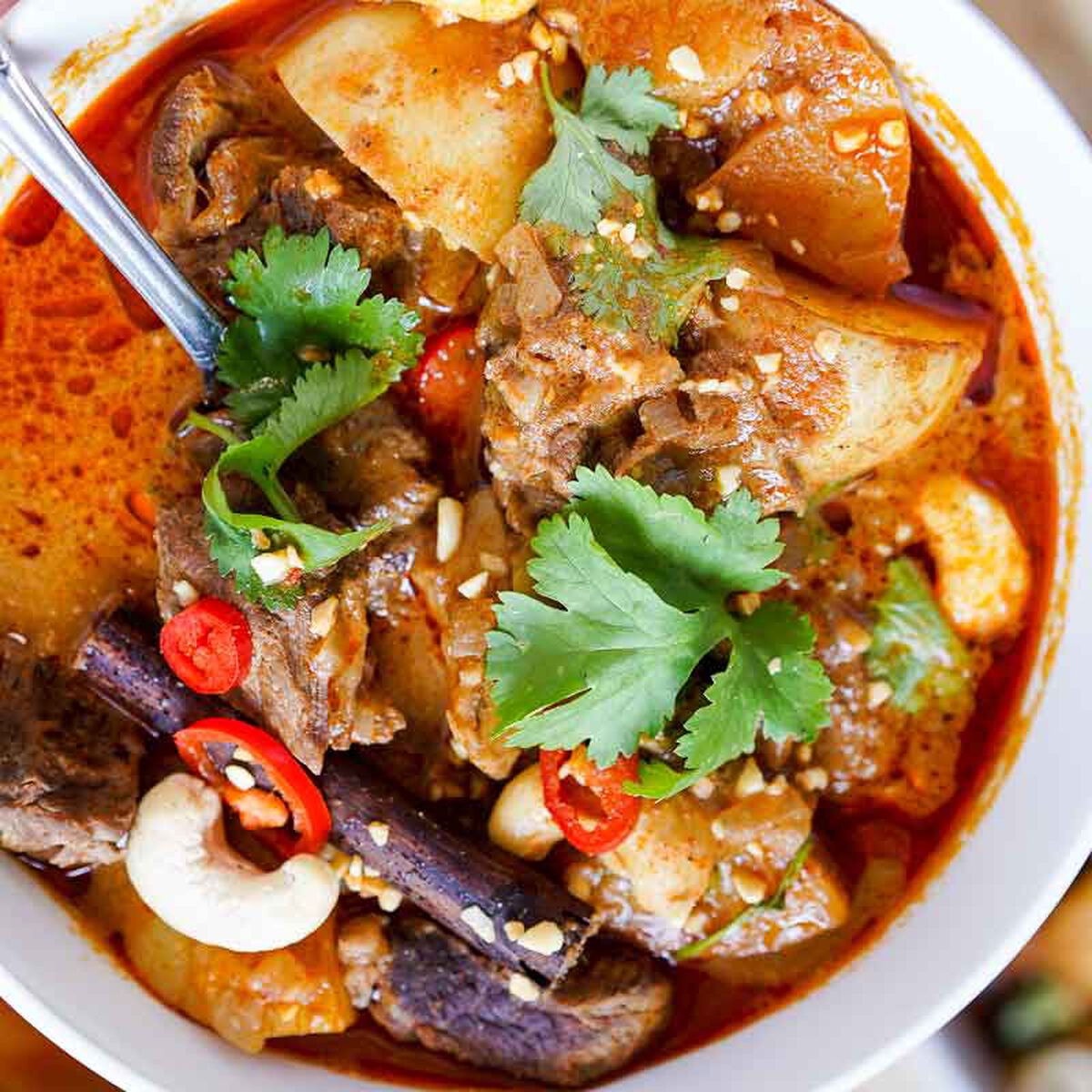 Slow Cooker Massaman Beef Curry-1
